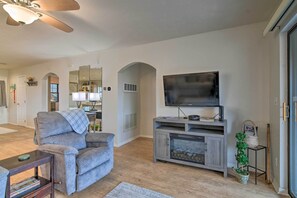 Apartment (2 Bedrooms) | Bahagian dalam