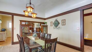 ุงูู
ูุดุฃุฉ ู
ู ุงูุฏุงุฎู