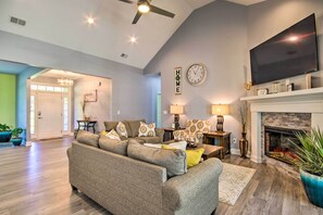 House (2 Bedrooms) | Interior