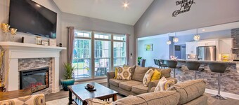 Bright Hopkins Home w/ Game Room & Fire Pit!