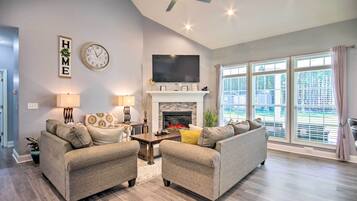 House (2 Bedrooms) | Interior