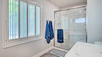 Rumah (5 Bedrooms) | Interior