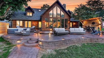 單棟房屋 (5 Bedrooms) | 內部