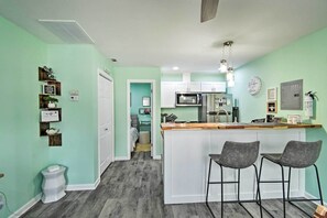 Cottage (1 Bedroom) | Interior - Pet-friendly Fayetteville Vacation Rental! (Fayetteville)