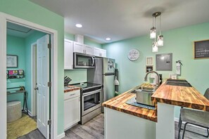 Cottage (1 Bedroom) | Interior - Pet-friendly Fayetteville Vacation Rental! (Fayetteville)