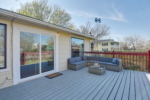 Interior - Waterfront Granbury Home: Easy Lake Access! (Granbury)