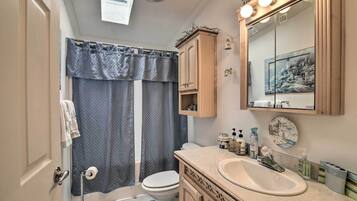 House (3 Bedrooms) | Bathroom | Shower