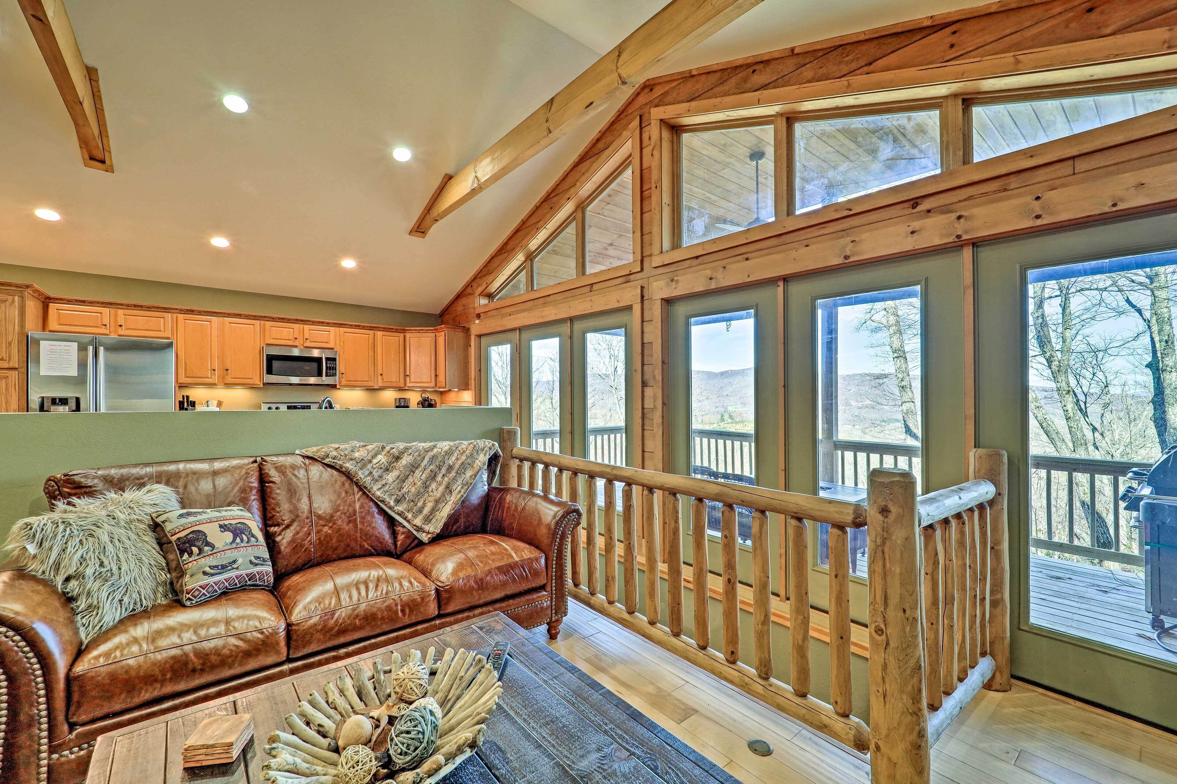 Peaceful Banner Elk Mountain Cabin Near Ski Areas!