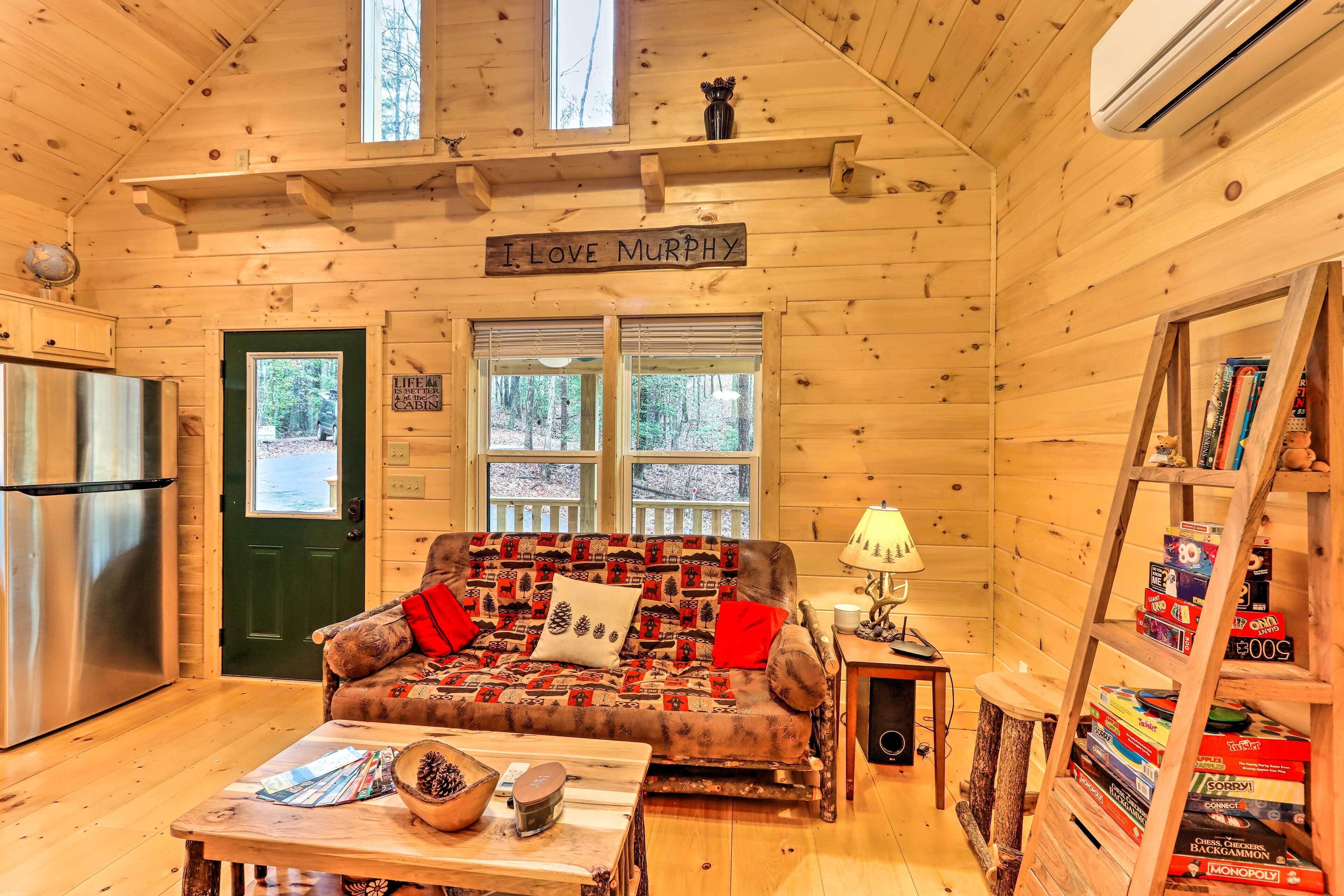 Smoky Mountains Cabin Near Cherokee Lake!