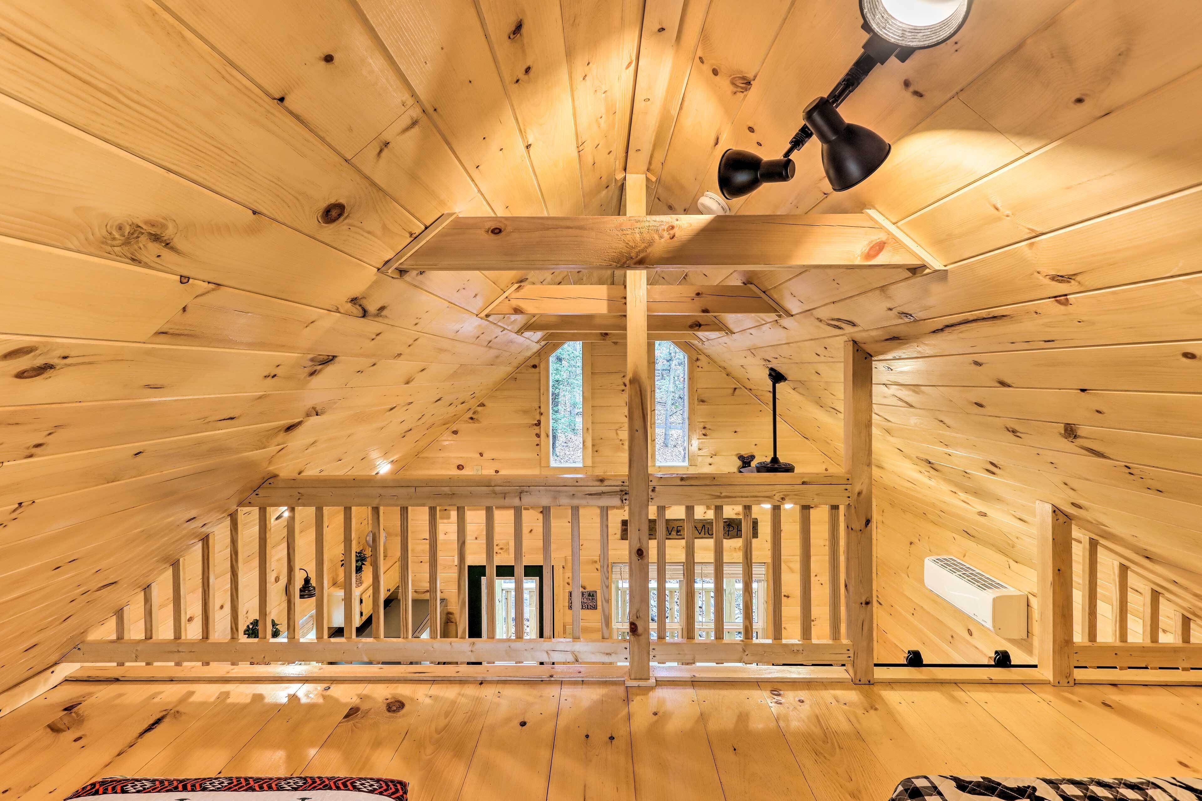 Smoky Mountains Cabin Near Cherokee Lake!