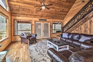 House (4 Bedrooms) | Interior - 8 Mi to Dtwn Murphy! Cabin w/ Nottely River Views (Murphy)