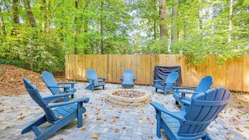 House (4 Bedrooms) | Front of property