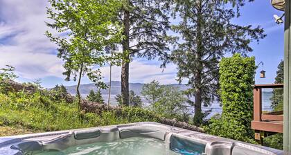 Luxe Coastal Haven w/ Bay Views & Hot Tub