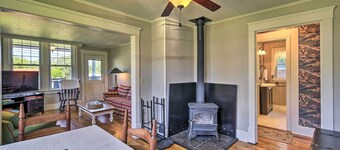 Cozy Damascus Cottage w/ Porch & Trail Access!