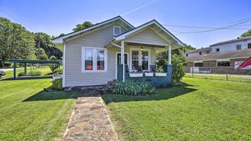 Cottage (2 Bedrooms) | Exterior