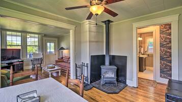 Cottage (2 Bedrooms) | Interior