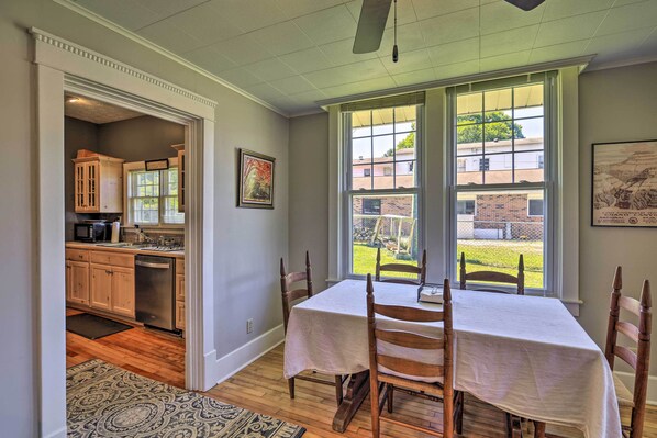 Cottage (2 Bedrooms) | Nội thất