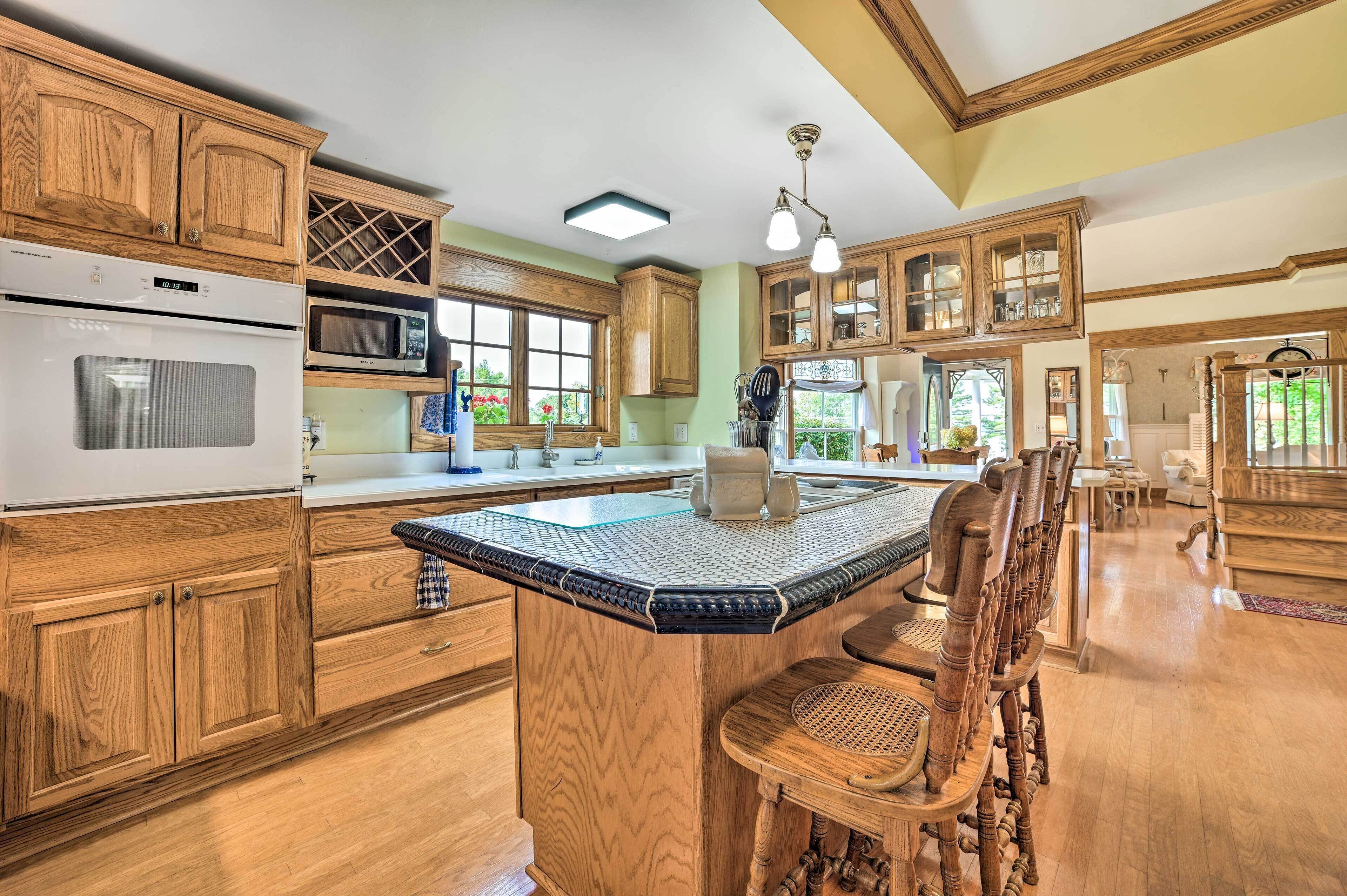 House (4 Bedrooms) | Interior