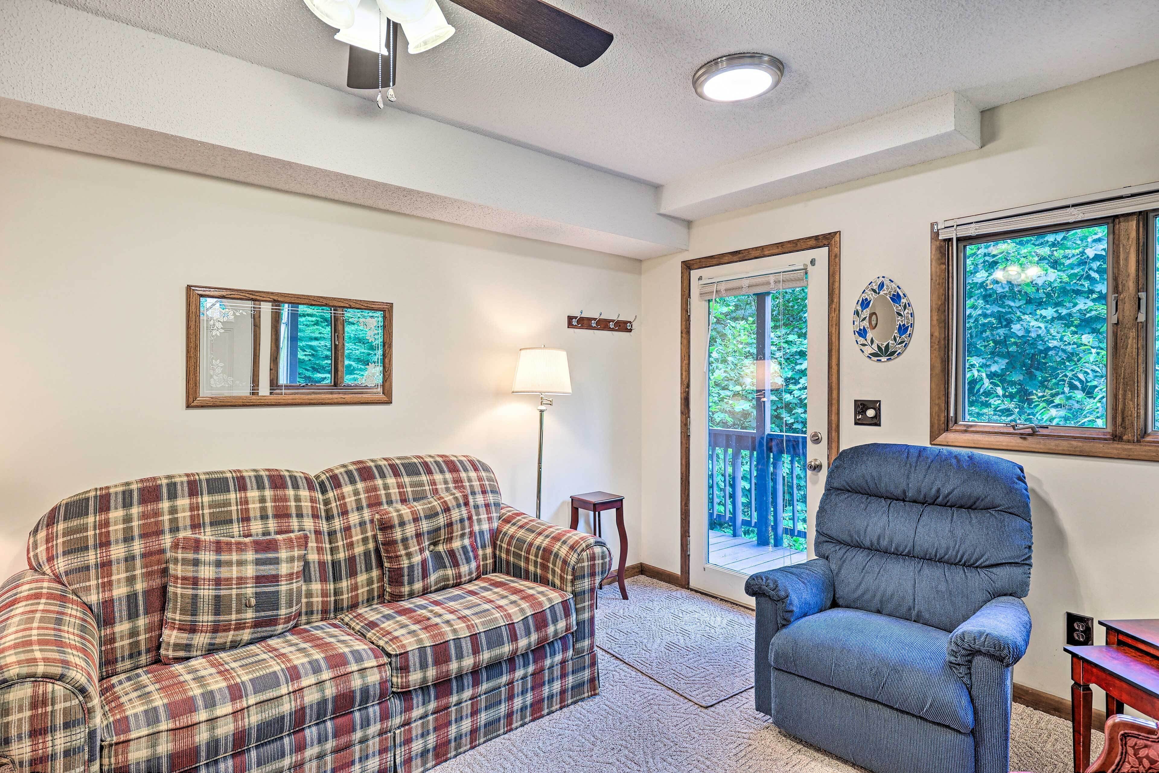 House (2 Bedrooms) | Interior