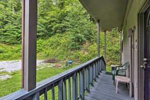 House (2 Bedrooms) | Interior - Idyllic Roan Mountain Cabin Across From Creek (Roan Mountain)