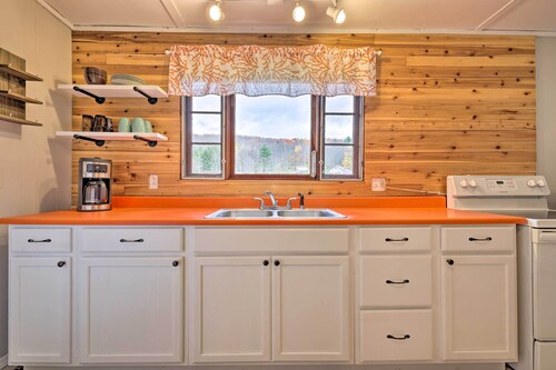 Lakefront Montrose Home w/ Dock, Pedal & Row Boats