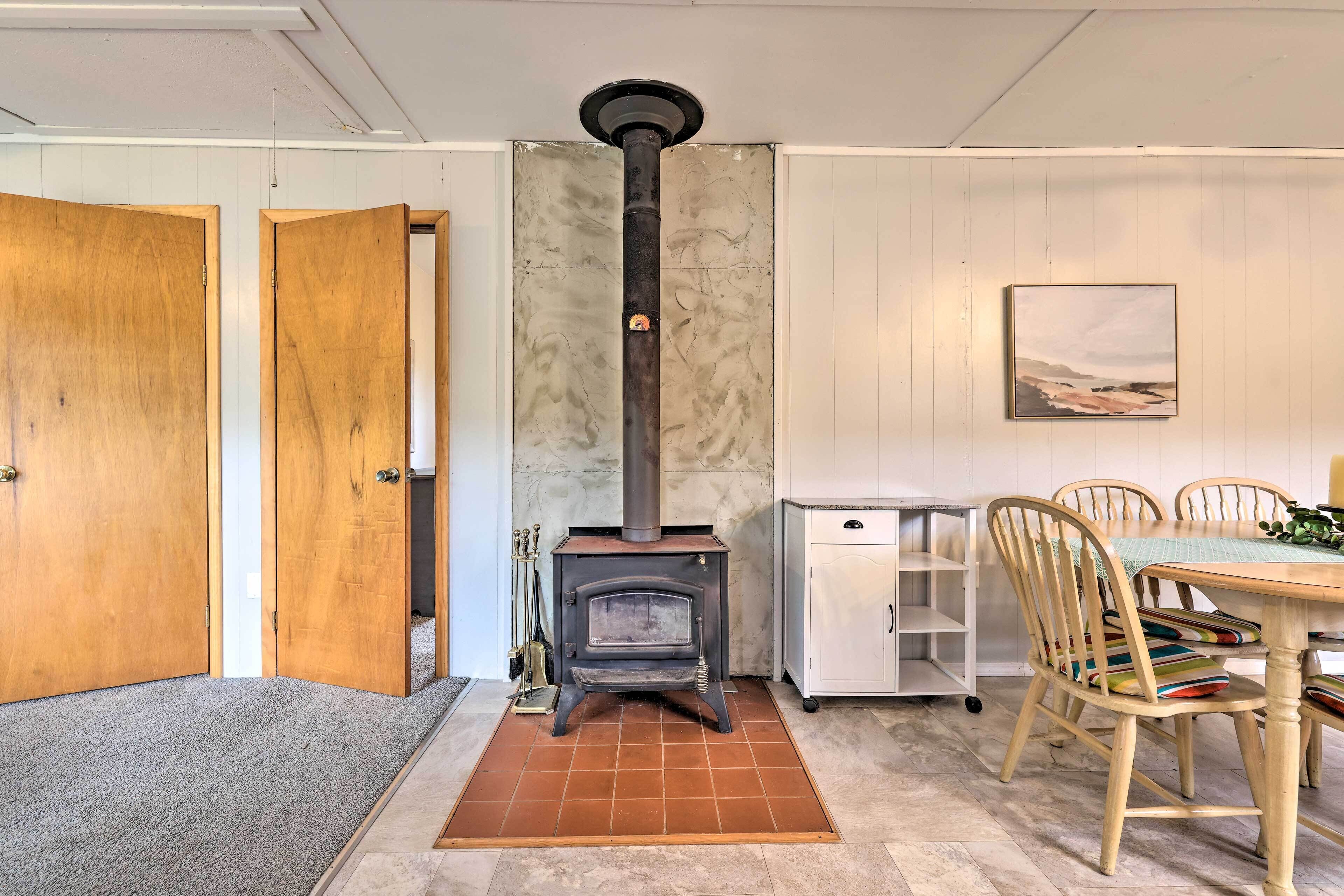 House (2 Bedrooms) | Interior