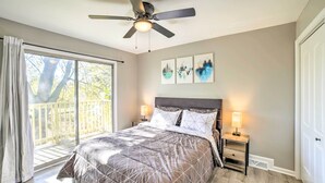 3 bedrooms, bed sheets
