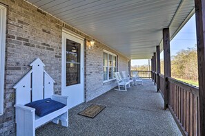 House (5 Bedrooms) | Interior