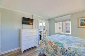 Apartment (2 Bedrooms) | Interior - Emerald Isle Vacation Rental w/ Resort Pool! (Emerald Isle)