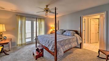 House (5 Bedrooms) | Interior