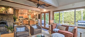 100-year-old Farmhouse w/ Hot Tub on 5 Acres!