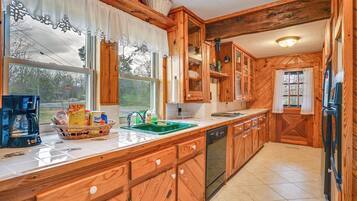 House (2 Bedrooms) | Bahagian dalam