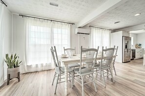 Cottage (4 Bedrooms) | Interior