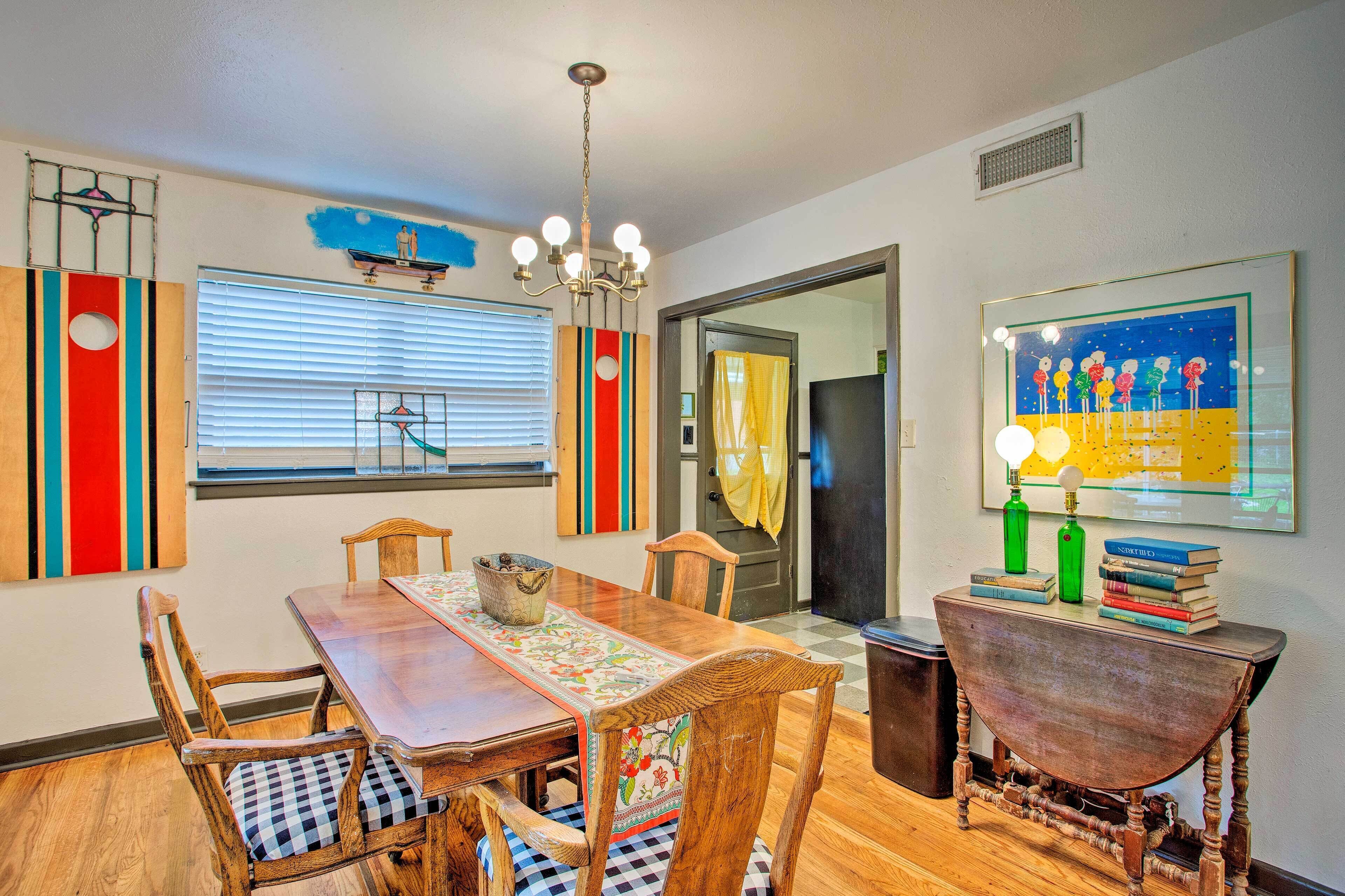 House (4 Bedrooms) | Interior