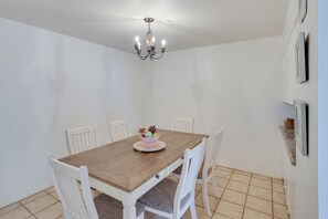 Casa (3 Bedrooms) | Parte interna