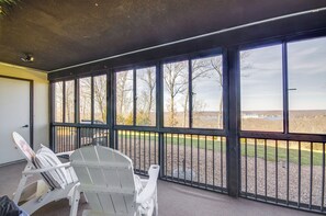 Apartment (3 Bedrooms) | Interior - Ozarks Vacation Rental Condo w/ Lake View! (Lake Ozark)