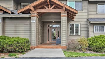 Apartment (2 Bedrooms) | Bahagian dalam