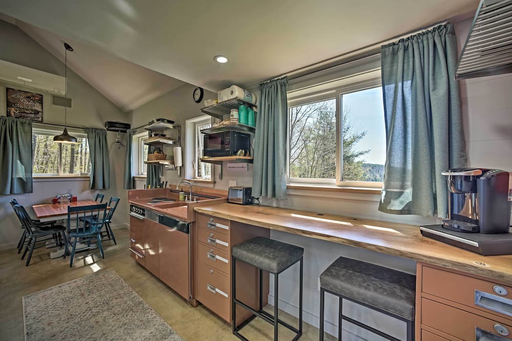 Fire Pit + Gas Grill: Secluded Studio in Milford! - Hartwick, NY