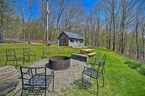 Fire Pit + Gas Grill: Secluded Studio In Milford! - Maryland, NY