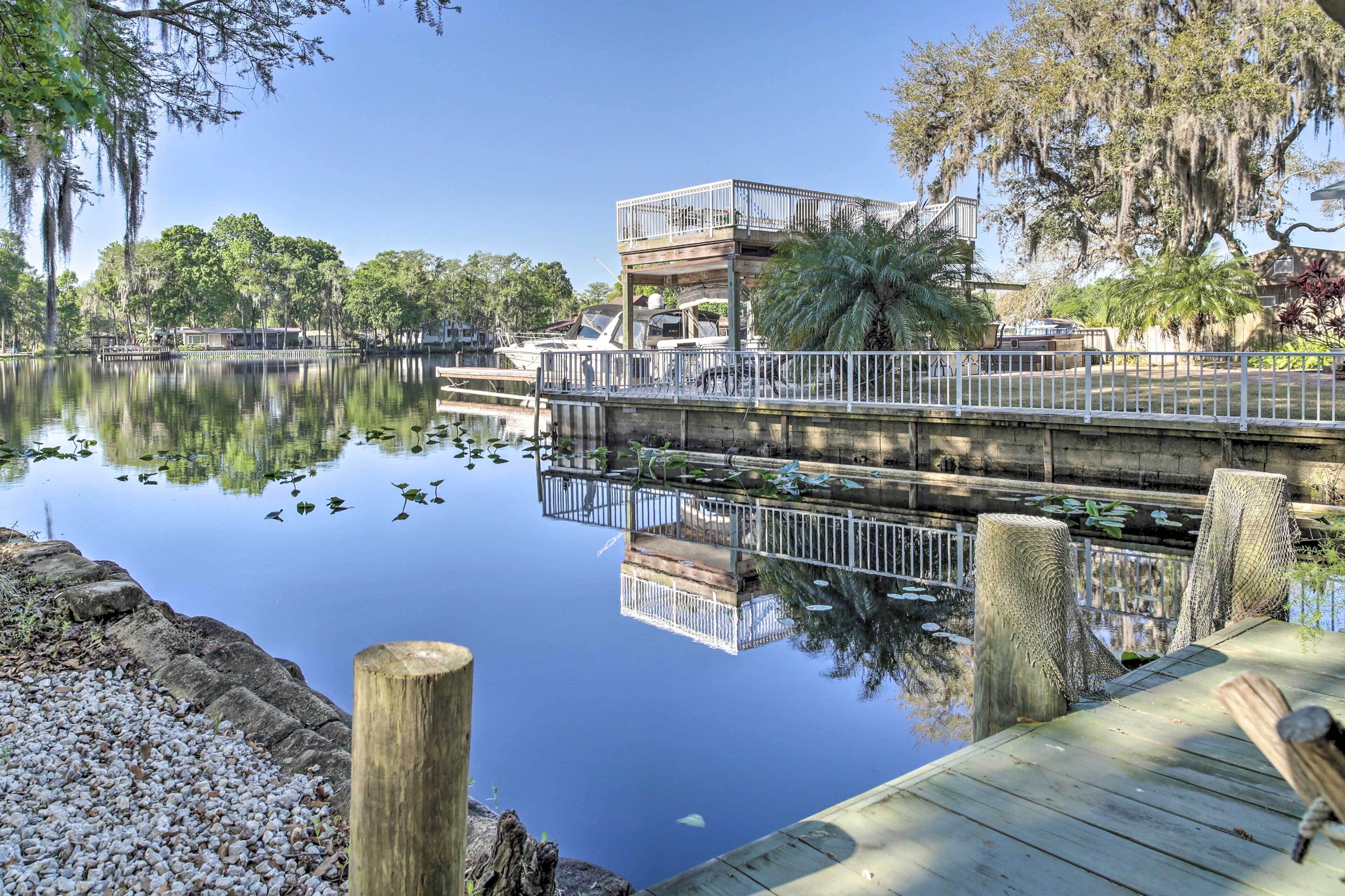 Waterfront Astor Studio Cabin w/ Private Boat Dock