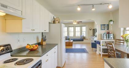 Delafield Vacation Rental Near Lakes & Parks!