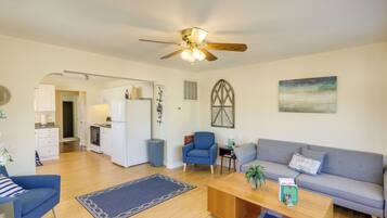 Apartment (1 Bedroom) | Interior