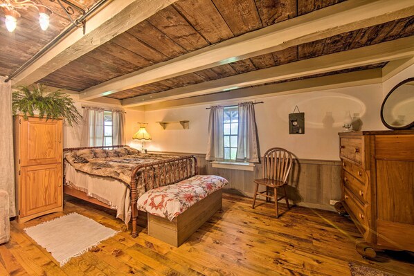 Apartment (0 Bedroom) | Interior