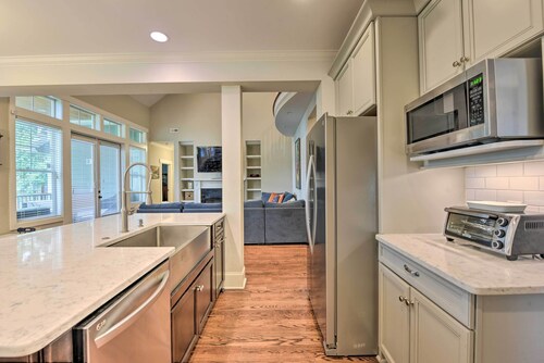 2 Mi to Dtwn: Home in Noda District Near Unc!