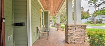 2 Mi to Dtwn: Home in Noda District Near Unc!