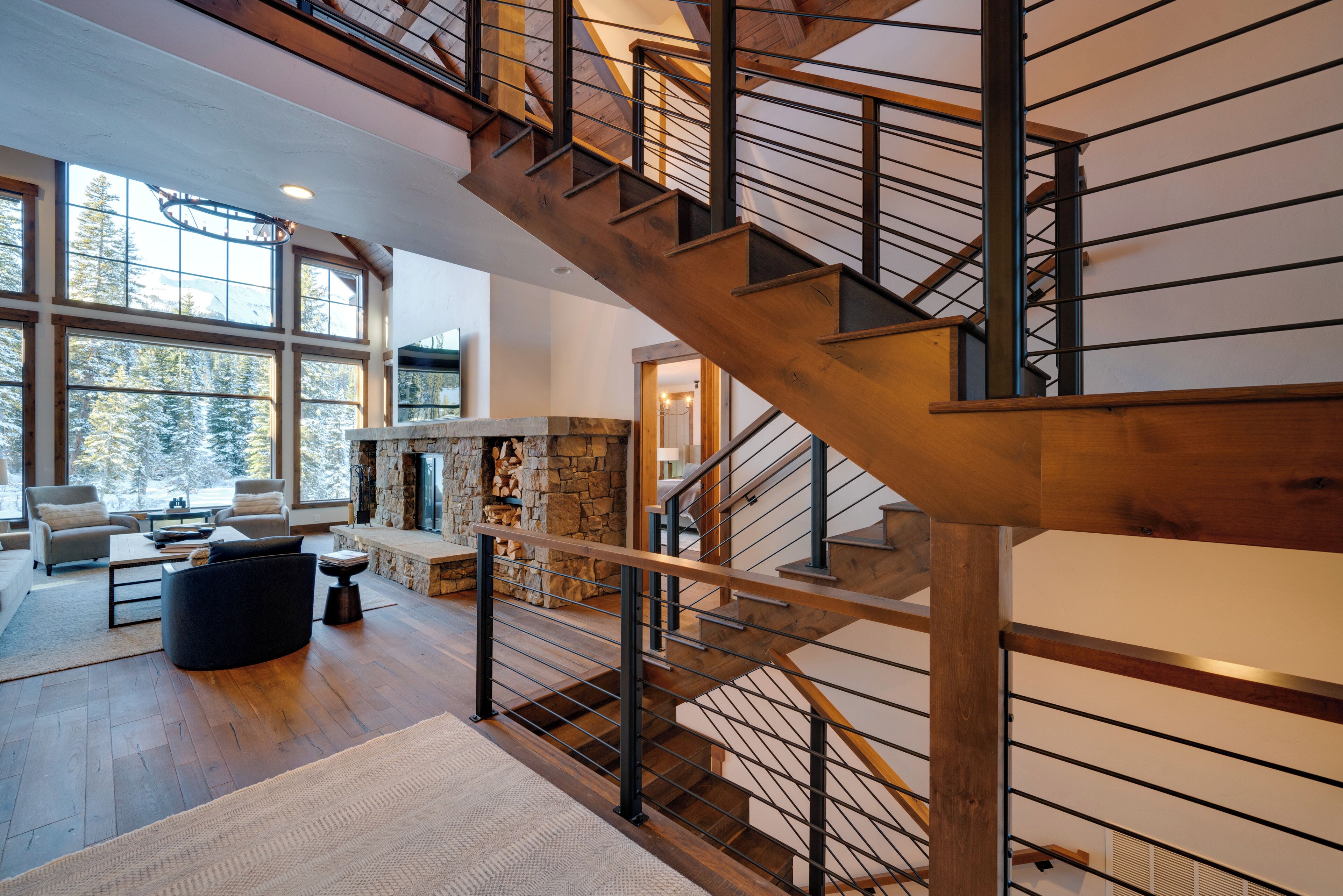 House (6 Bedrooms) | Interior