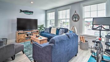 Apartment (2 Bedrooms) | Front of property