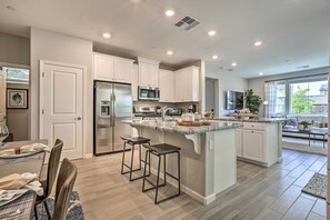 House (3 Bedrooms) | Interior - Relaxing Roseville Home w/ Outdoor Amenities (Roseville)