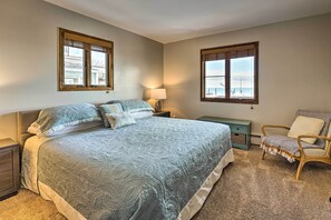 Ev (3 Bedrooms) | 3 yatak odası, çarşaf takımı