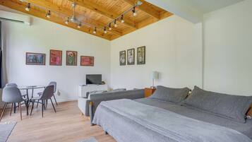 Apartment (1 Bedroom) | Interior